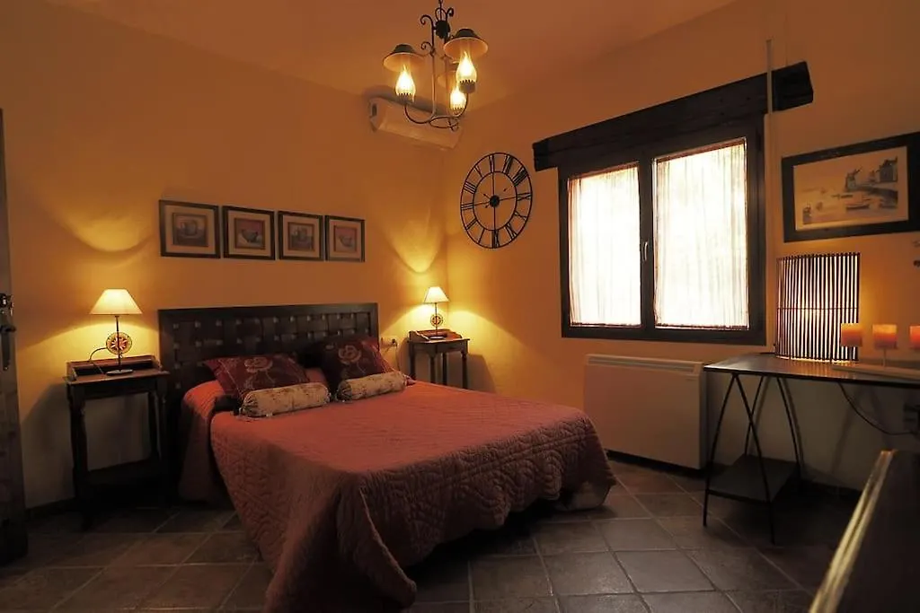 Villa El Pino: With Private Pool Sayalonga